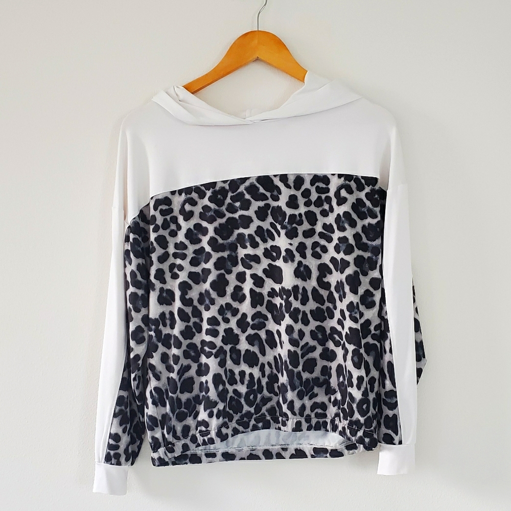 New York & Company Soho Street Snow Leopard Hoodie